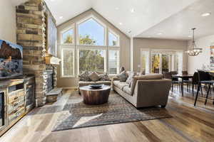 Photo 1 of 4907 E EAGLE RIDGE DR