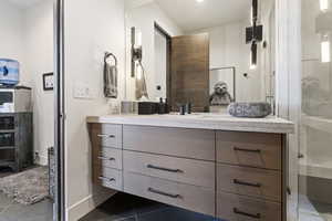 Lower Level Bath