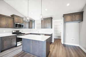 Photo 7 of 682 W 2200 S