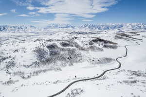 View of mountain feature