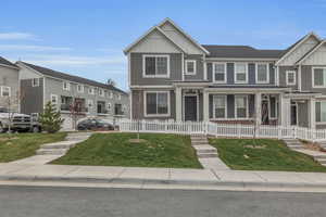 Photo 1 of 370 E ODELL LN