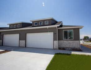 Photo 1 of 809 S 380 E