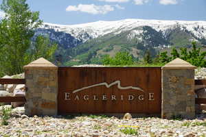 Eagle Ridge Entry Monument