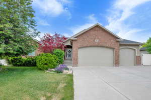 Photo 1 of 65 N ASPEN CV