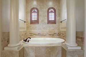 Large ensuite garden tub