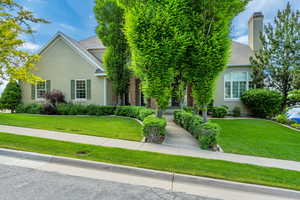 Photo 1 of 164 S FAIRWAY DR