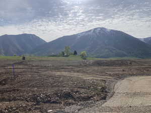 View of mountain feature