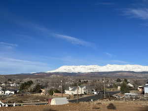 View of mountain feature