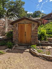 Storage shed