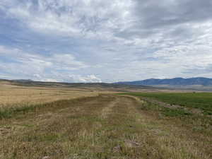 View of mountain feature