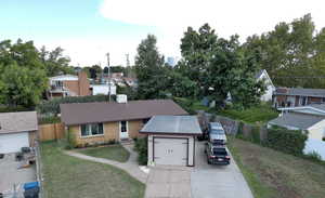 View of front of house featuring a front lawn