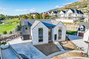 Photo 1 of 1742 N FOOTHILL CIR