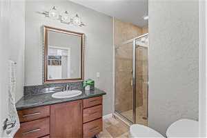 Photo 7 of 875 S DONNER WAY #114