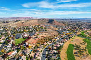 Drone / aerial view featuring a mountain view