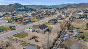 Bird's eye view with a mountain view