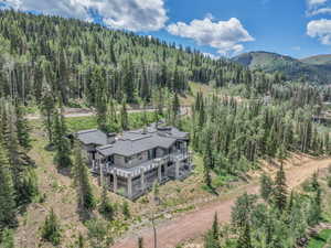 Bird's eye view featuring a mountain view