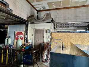 inside workshop 6