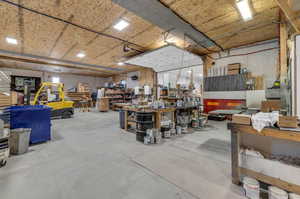 A 6,400-square-foot Shop/Barn is the perfect solution for fulfilling your diverse storage needs. Whether it's for your toys, vehicles, equipment, recreational items, or even animals, this expansive space offers ample room for all.