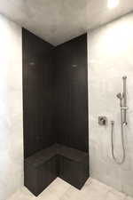 Master shower with 2 shower heads