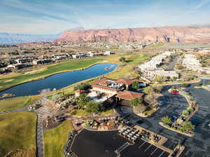 Ledges clubhouse and restaurant