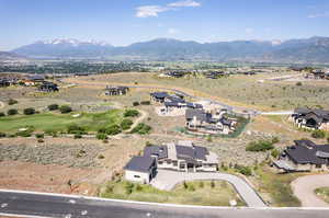 Bird's eye view with a mountain view