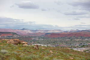 View of mountain feature