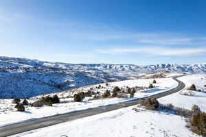 View of mountain feature