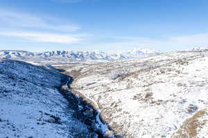 View of mountain feature