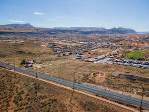 Drone / aerial view featuring a mountain view