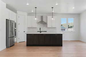 Photo 6 of 1267  WEST VIEW DR