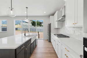 Photo 9 of 1276  WEST VIEW DR