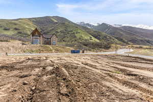 View of mountain feature