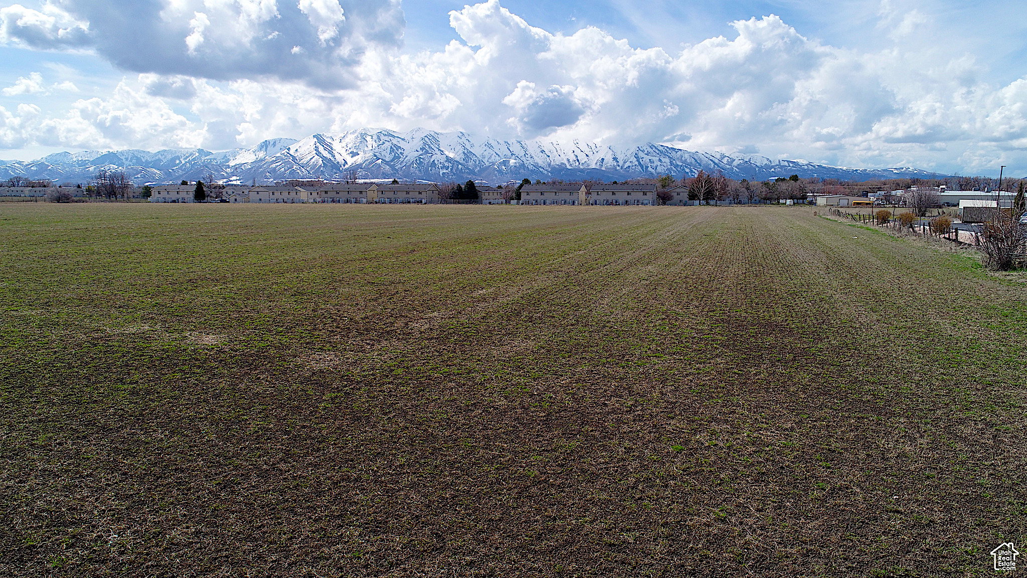 View of this undeveloped easily accessible land with a flat topography, suitable for most development