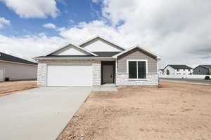 Craftsman house with a garage