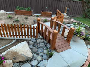 Bridge, Planter Boxes