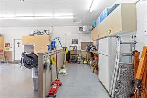 Garage with a workshop area on Guest House/ADU