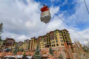 Canyons Cabriolet Lift to Resort...a short walk from residence