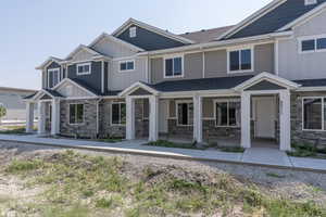 Craftsman house with a porch