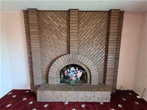 DETAILS OF THE INCREDIBLE BRICKWORK ON THE FIREPLACE!!