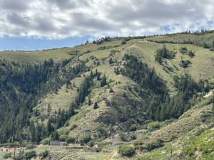 View of mountain feature