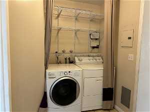 Clothes washing area with hookup for a washing machine and washing machine and clothes dryer *INCLUDED*.