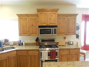 Double Electric Ovens with Gas Cook Top
