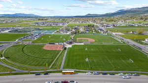 Aerial view with a mountain view