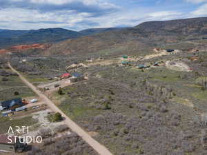 Bird's eye view with a mountain view