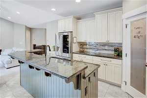 Beautiful kitchen with included fridge