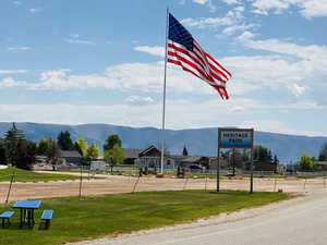 Garden City Fishing Pond, Park, Pickleball Courts