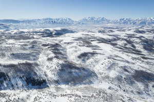 View of mountain feature