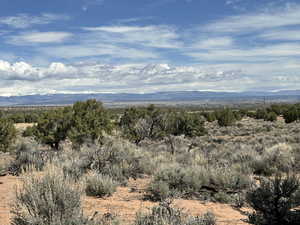 View of mountain feature