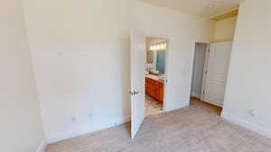 2nd bedroom with a jack-and-jill bathroom