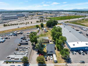 View of aerial view look the Freeport at thecrossing of the back street.